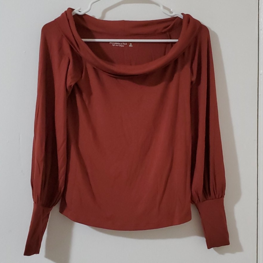 NWOT Abercrombie and Fitch top, Sz XS